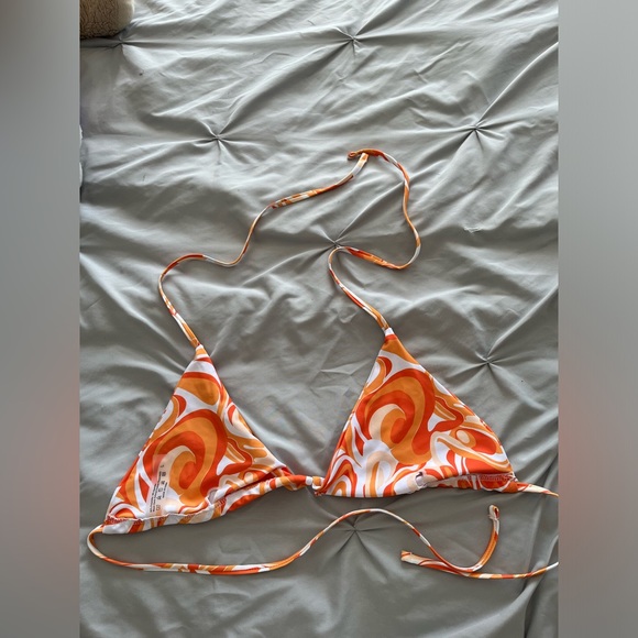 SHEIN COLOURFUL BIKINI TOP SIZE LARGE - Picture 4 of 4